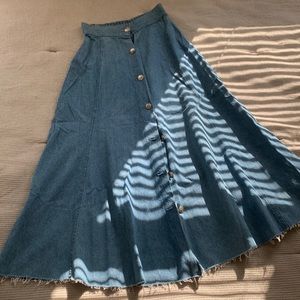 90’s vintage denim skirt